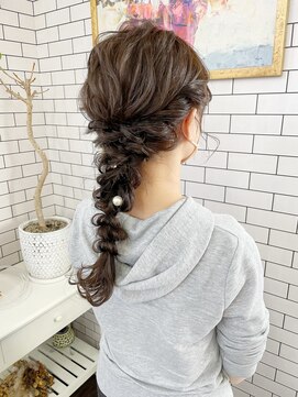 リール(THE RIRE.) ＊THE  RIRE. ロングヘアー×編みおろしアレンジ＊