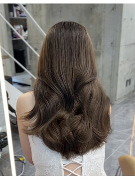 サイン 渋谷(SIGN) 韓国ヘアーハッシュカットレイヤーカットグレージュブリーチ無し