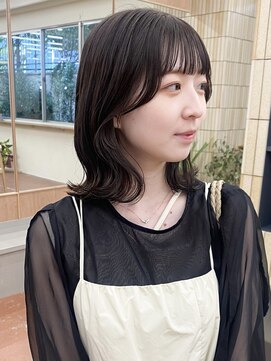 パークレーン アイス イヴェン(park lane ICI yeven) 矢場町レイヤーカットミディアムグレージュ冬カラーオリーブre