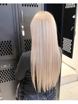 レイア(Leia) ホワイトベージュ