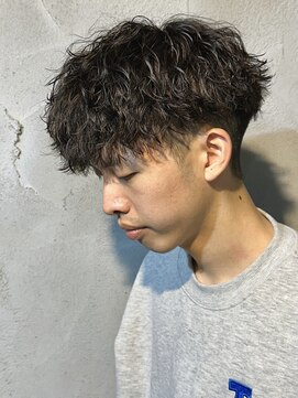 ニアウ 高崎店(Niau) 波巻きパーマメンズパーマ波巻きスパイラルパーマ群馬高崎眉毛