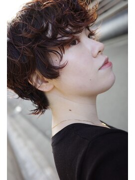 スノッブエンバンプ(snob enVAmp) ショートパーマ