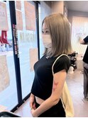 アッシュベージュ