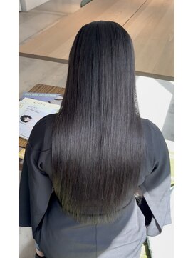 チル(chill) 秋の乾燥対策！潤いを守る縮毛矯正ケア方法