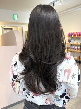 ミョンシル レイヤーカット/グレージュ