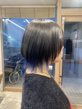 リベロ 柏(Libero) 《inner》Blue color × wolf cut