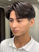 ニコ トウキョウ ロジック(nico TOKYO Logic)&nbsp;センターパートニュアンスパーマ曲がる縮毛矯正