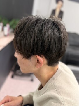 フュージョンサカエ(FUSION SAKAE) メンズ前下がりショート