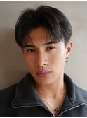 センターパートウルフショートネープ襟足あり