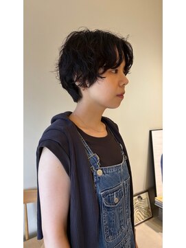 ウキ(uki.) ショートパーマ