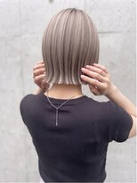 ロイ 北千住(ROI)&nbsp;ハッシュカット/グレージュ/デザインカラー[北千住駅]