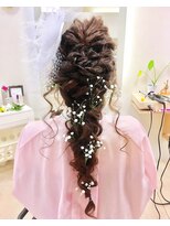 エイミー バイ ハセ(Aimee by HASE)&nbsp;編みこみダウンスタイル！