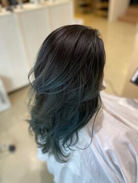 マシェリ(ma cherie) ゆる巻きの映えるバレイヤージュカラー