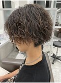 【人気パーマ】ツイスパ　センターパート　ミディアム