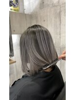 ヴェロニカ バイ ソル(Veronica by SOL) シャドウルーツ