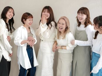 エンタク 新宿(enntaku)の写真/女性ならではの柔軟な目線で分かりあえる提案を*大切な顔周りや前髪のお悩みもご相談◎[新宿駅/縮毛矯正]