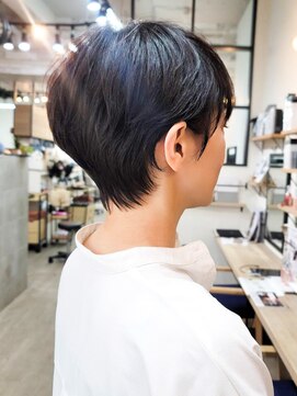 メッケ(MeKKe) 耳かけショート