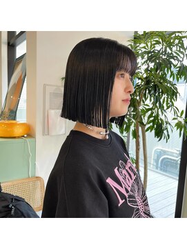 ホロ(hollo) 20代30代40代透明感こなれ垢抜けボブ