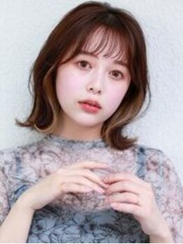 サクラテッセン(sakura tessen)の写真/骨格やお顔の印象に合わせたスタイル提案が◎印象を左右する顔回りのカットで、小顔魅せも叶えます♪