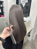 リグ 横浜(Lig.)&nbsp;ダークグレージュカラー暗めカラー艶髪ストレートヘア横浜横浜駅
