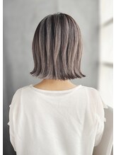 大人を楽しむための白髪ぼかし【白髪染めハイライト】