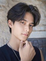 カライングドゥ(ing deux) スーツ短髪ツーブロック束感黒髪センターパート