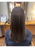 レイヤーカット1/23艶カラーミディアムレイヤーカット