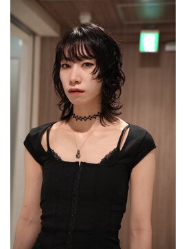 ウーズ ハラジュク(Ooze.HARAJUKU) ハッシュカットグレージュデザインカラーツートーンカラー原宿