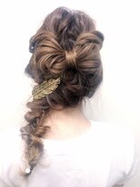 ミュリール(MiULiiR)&nbsp;外国人風ヘアーリボン×miuliirオリジナル編み込みstyle