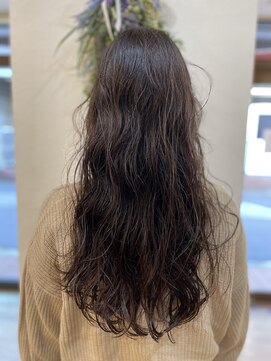 フラット 千葉(Flat.) ゆるっとルーズなロングパーマ【千葉】