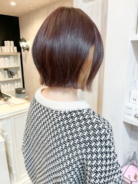 キャアリー(Caary) 福山人気caary切りっぱなしボブチェリーブラウンインナーカラー