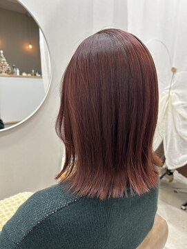 トイロ(toiro) ぱつっとボブ×赤髪