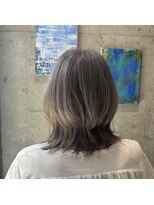 リュネッツ あざみ野店(lunettes)&nbsp;【白髪ぼかし】白髪活かしグレージュカラー×ミディアムウルフ