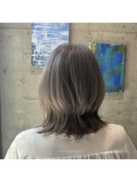 リュネッツ あざみ野店(lunettes) 【白髪ぼかし】白髪活かしグレージュカラー×ミディアムウルフ