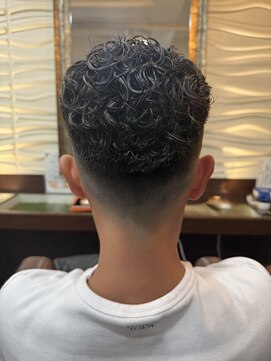 リコット 武庫之荘店(Ricott) スキンフェード