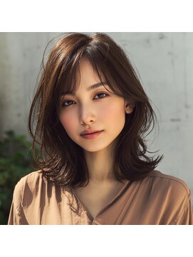 メルバ(Melva) きれいめ　外ハネのひし形シルエット