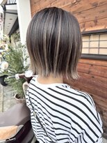 ルーナヘアー(LUNA hair)&nbsp;切りっぱなしボブ バレイヤージュ ブリーチ 10代20代30代40代