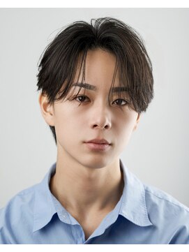 オーシャントーキョーオーバー 渋谷(OCEAN TOKYO OVER) フェザーパーマニュアンスパーマセンターパートショート