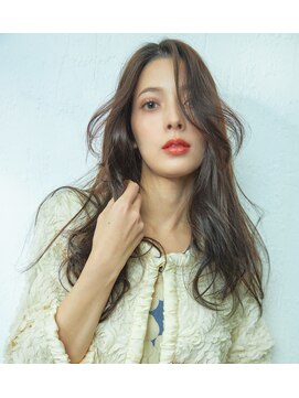 レイエレガンス(Rei Elegance) センシュアルなロングスタイル