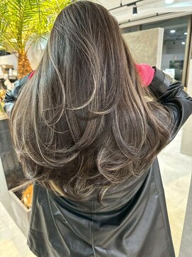 メリー オオサカ(Merly Osaka) ハイライト/似合わせカット