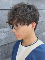 ヒュイル バイ ニアウ(Hwyl by Niau) メンズマッシュシャドウパーマスパイラルパーマニュアンスパーマ