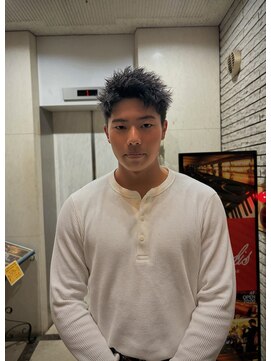 ウム(UMM) スパイキーショート