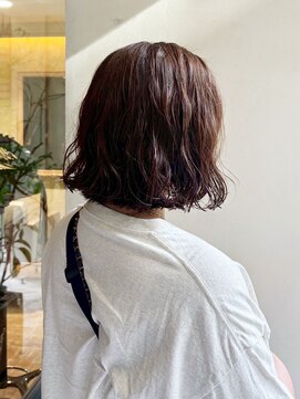 ナック ウメダ(knack UMEDA) ラフウェーブボブ【阪急梅田】