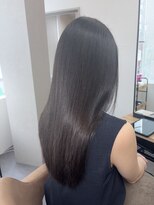 ヒストリー 元住吉(History)&nbsp;艶髪ストレート 縮毛矯正で叶えるさらさらロング