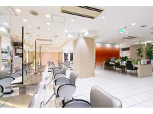 ビューティーサロン タナカ 新宿小田急ハルク店(Beauty Salon TANAKA)