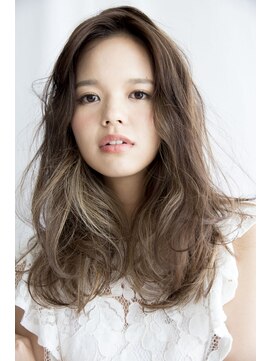 ビューティーアンドケアカロン(Beauty and Care CALON) 【銀座】グレージュグラデーションで甘可愛いロングスタイル