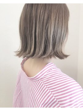 モルニ(MORNI) シルキーベージュ_マロンベージュ Aラインボブ かきあげ