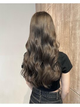 ルオーブ(L'aube) 1bleachでグレージュカラー♪