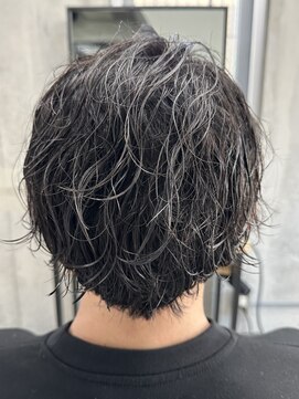 フイ 代々木(Hui) 波巻きパーマ