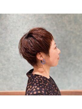 アッシュ 武蔵境店(Ash) 派手すぎない、オシャレなショートヘア♪